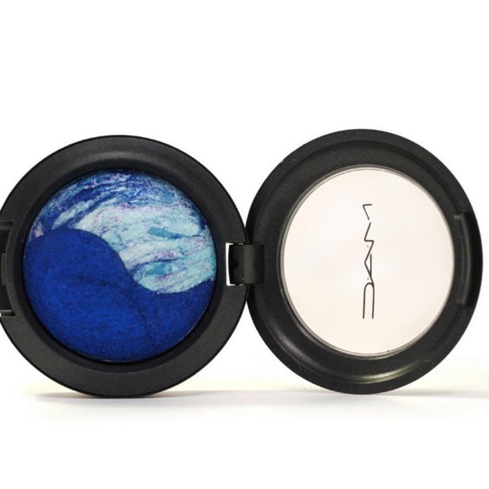 ❤️MAC Cosmetics Mineralize eyeshadow Love Cycle
